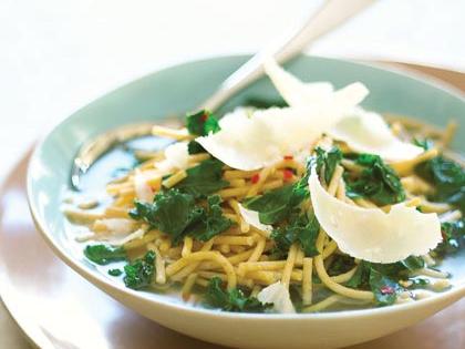 Whole-grain Pasta Soup with Greens and Parmesan Recipe – Sunset Magazine