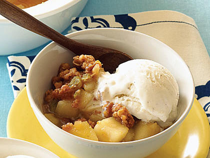 Pear Ginger Crisp with Crumbly Streusel Recipe – Sunset Magazine