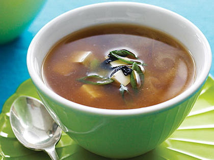 Miso Soup with Tofu and Nori Recipe – Sunset Magazine