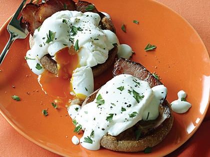 Eggs Benedict Light Recipe – Sunset Magazine