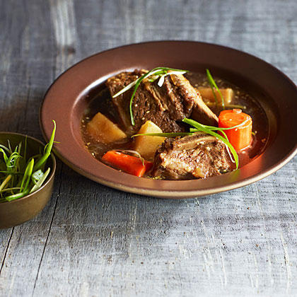 Korean-Style Braised Short Ribs and Turnips Recipe – Sunset Magazine