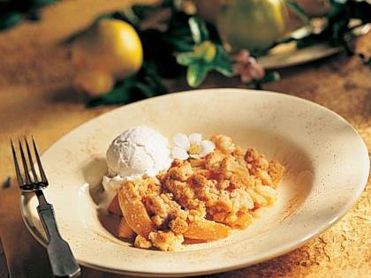 Quince-Apple Crisp Recipe – Sunset Magazine