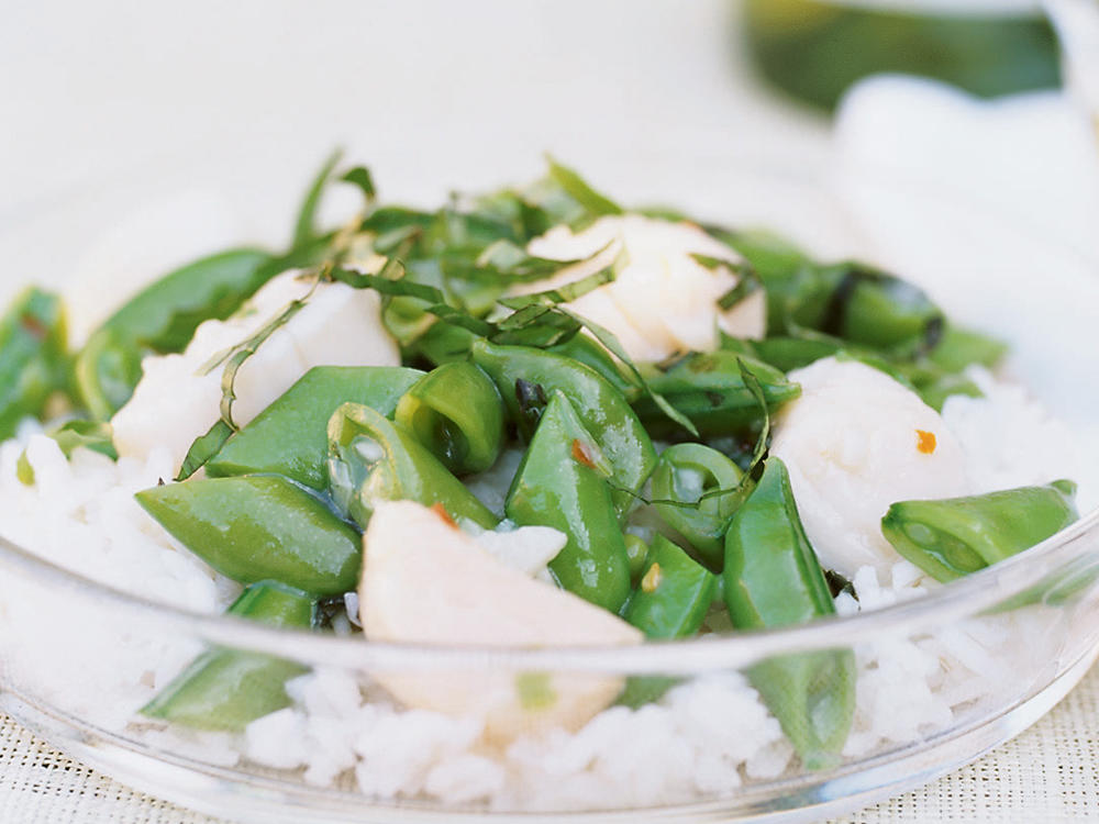 Scallop and Sugar Snap Pea Stir-Fry Recipe – Sunset Magazine