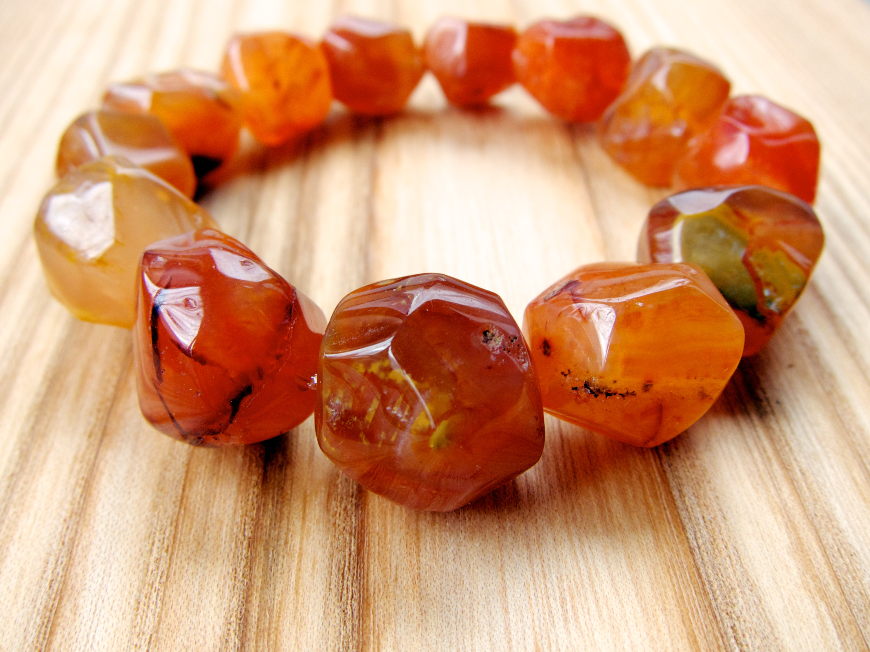 carnelian-for-emotional-clutter