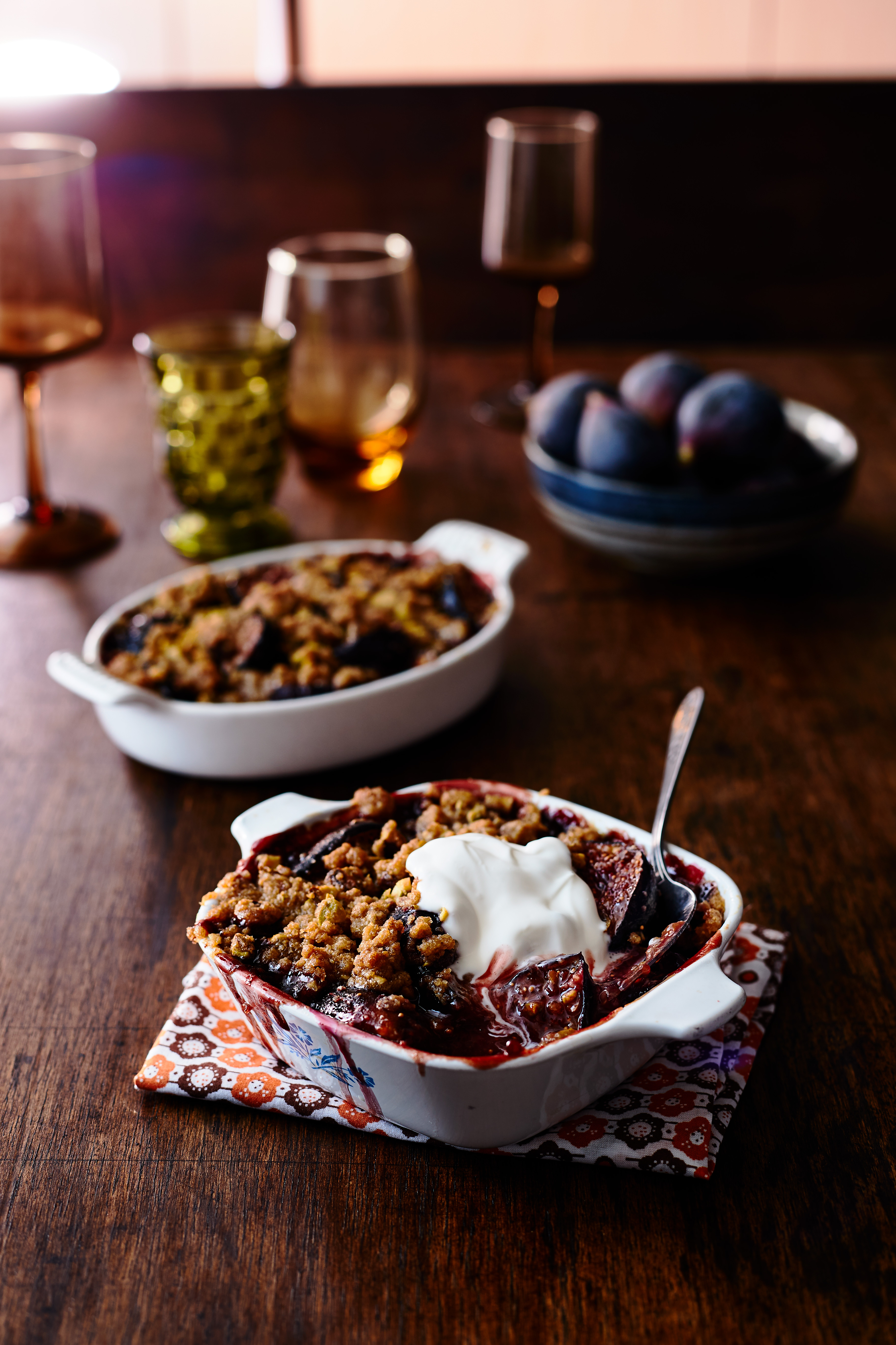 fig-crisps-with-buttery-nut-streusel