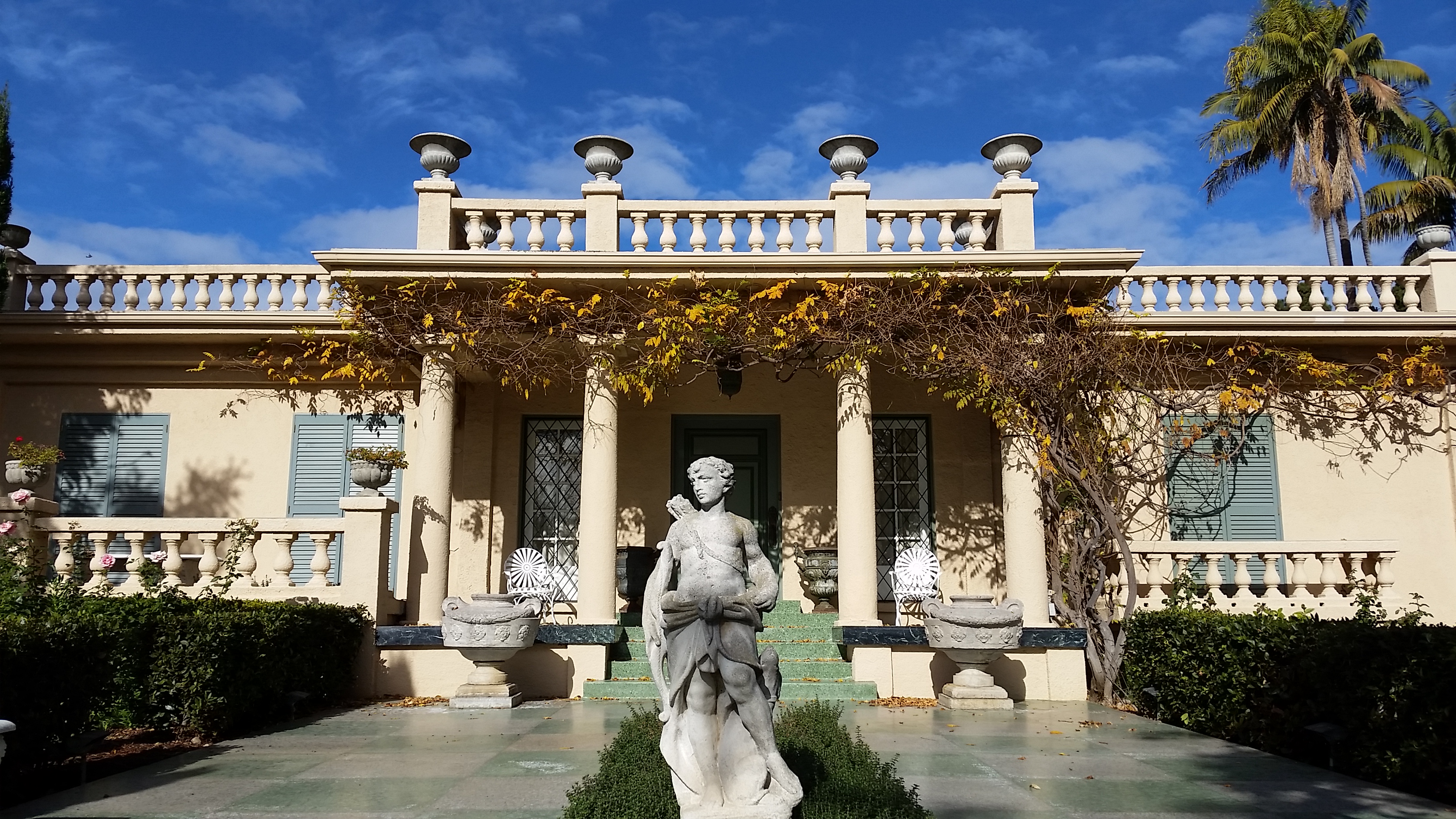 a-beverly-hills-icon