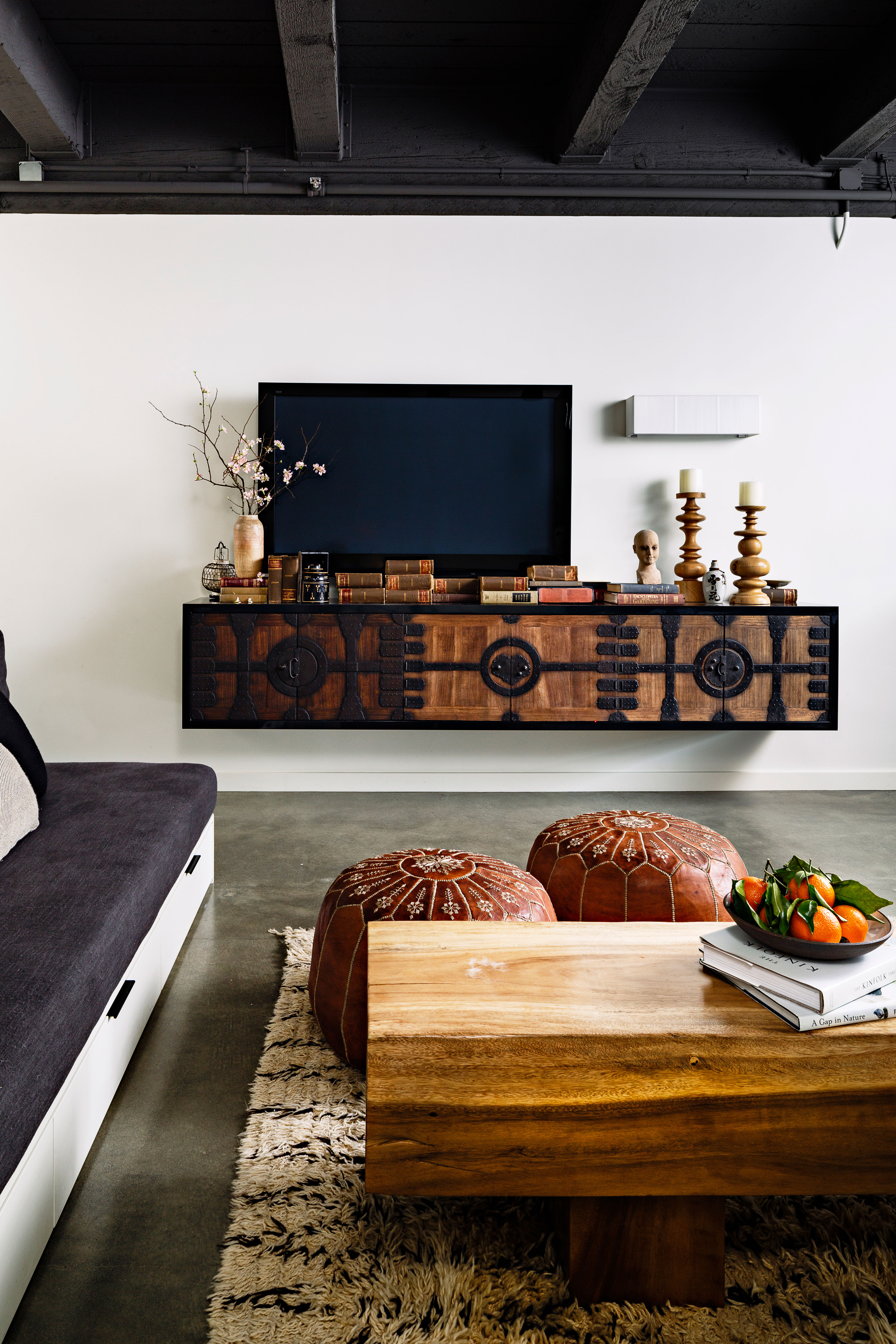 consider-the-ceiling