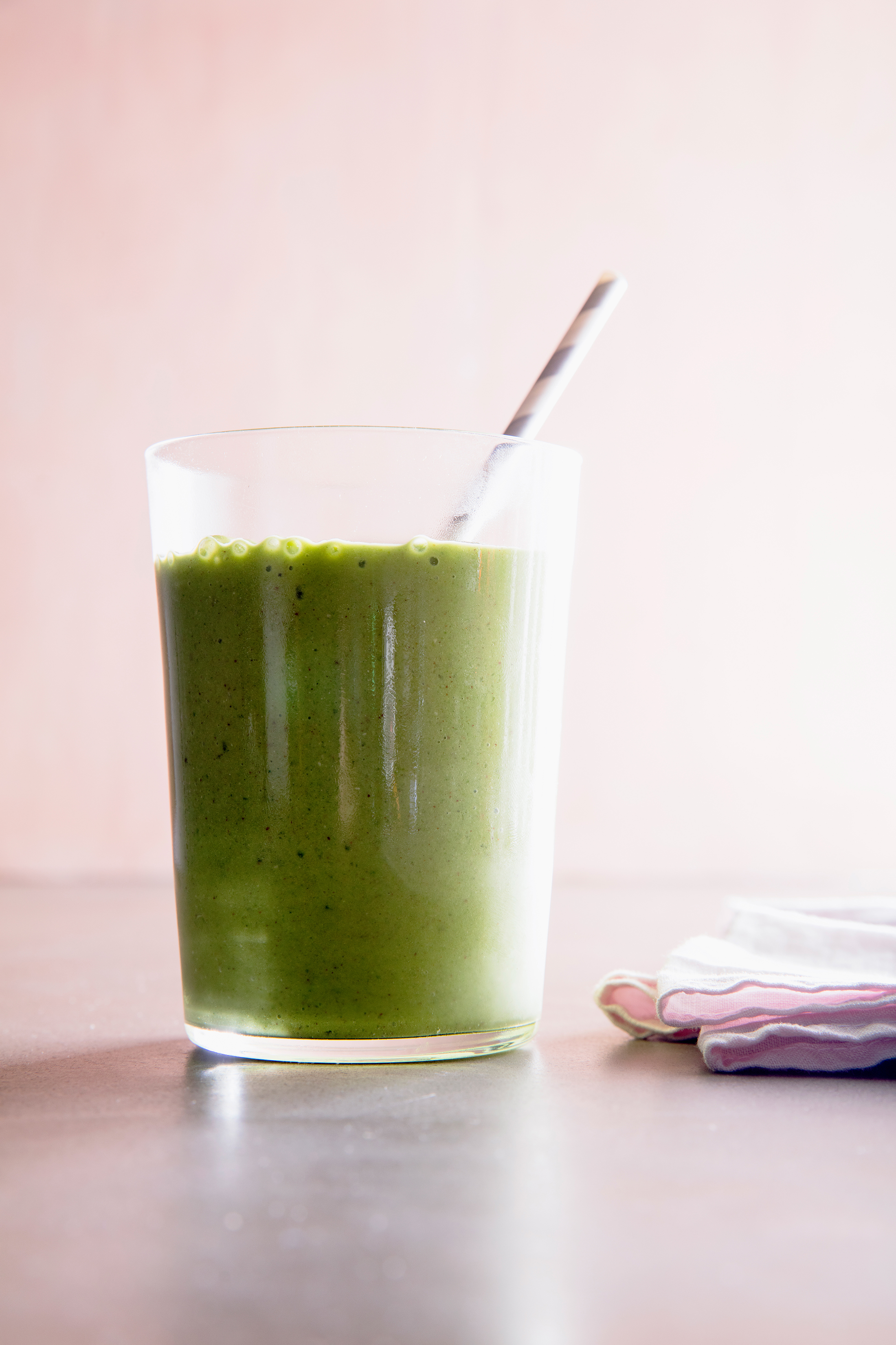avocado-and-spinach-smoothie