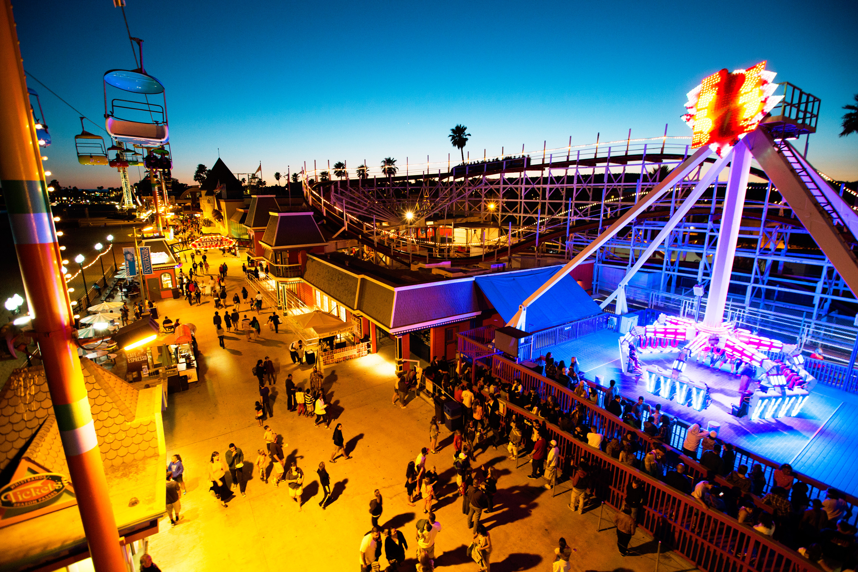 play-on-the-boardwalk-in-santa-cruz-ca