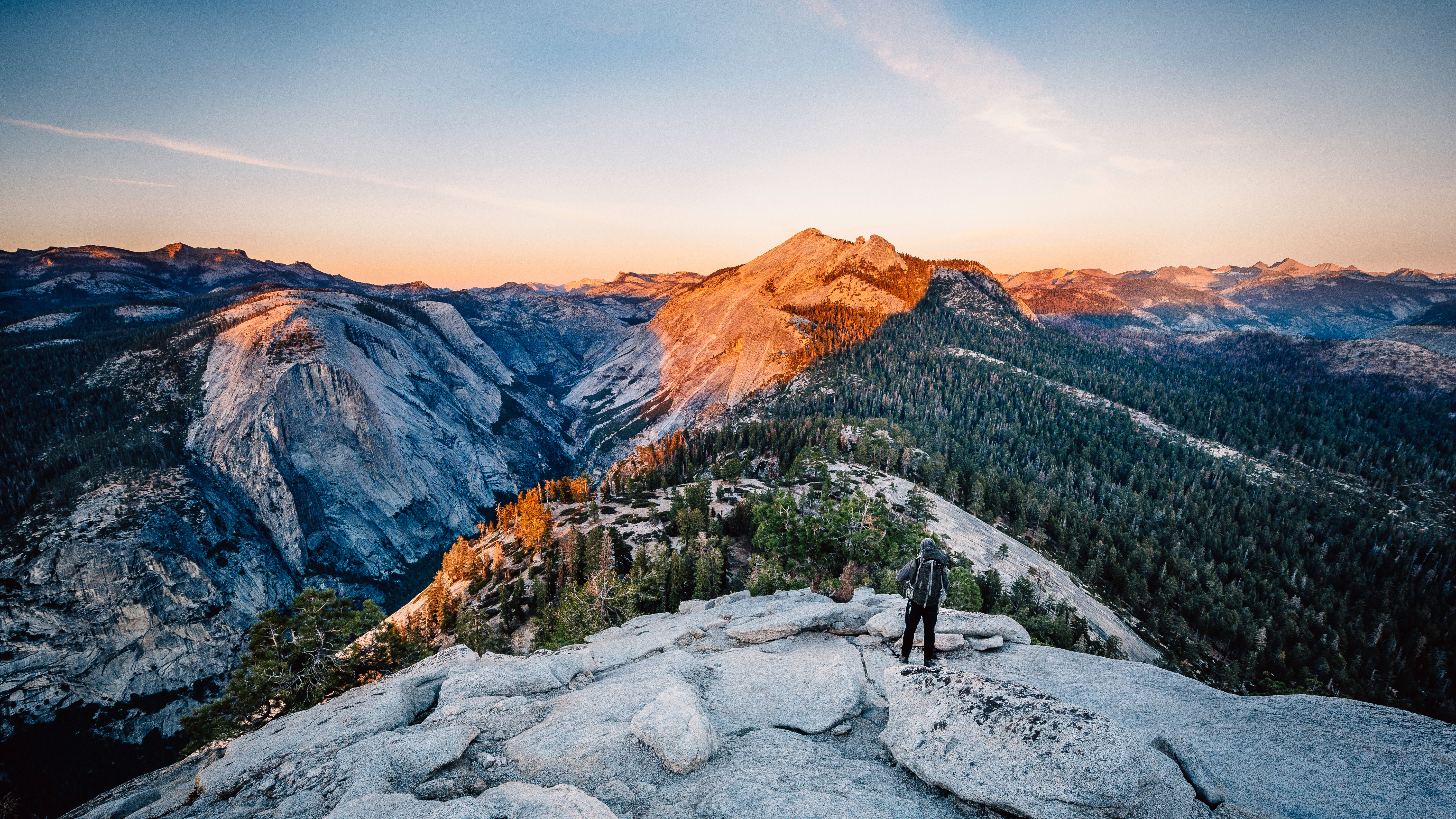 Backpack in Yosemite National Park, CA