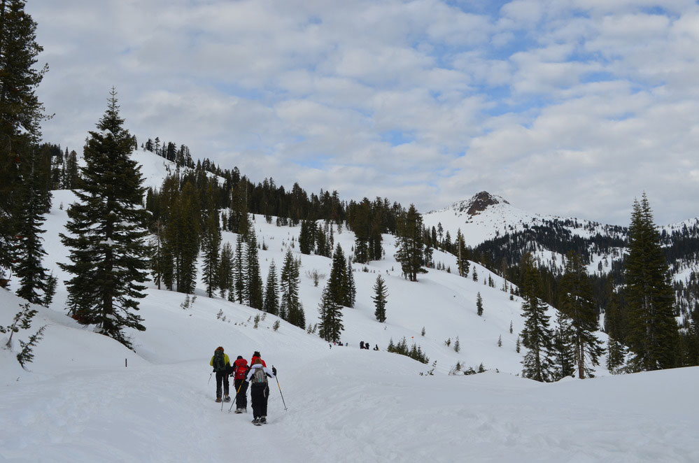snowshoeing-over-sleeping-volcanoes-at-lassen