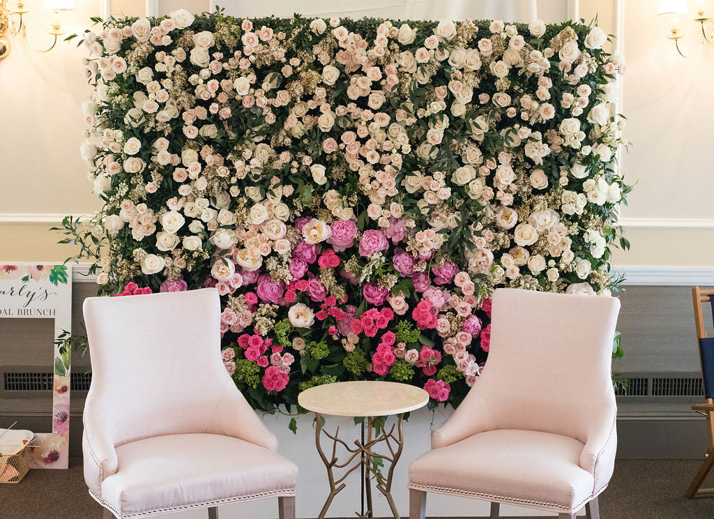 12 Instagrammable Ideas for Wedding Photo Backdrops
