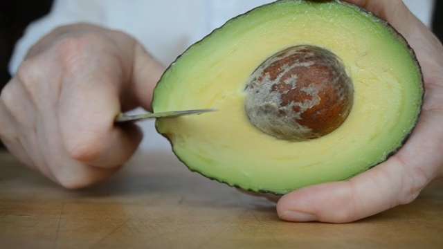 How to Cut an Avocado Like a Pro (i.e., So You Won’t End Up in the ER)