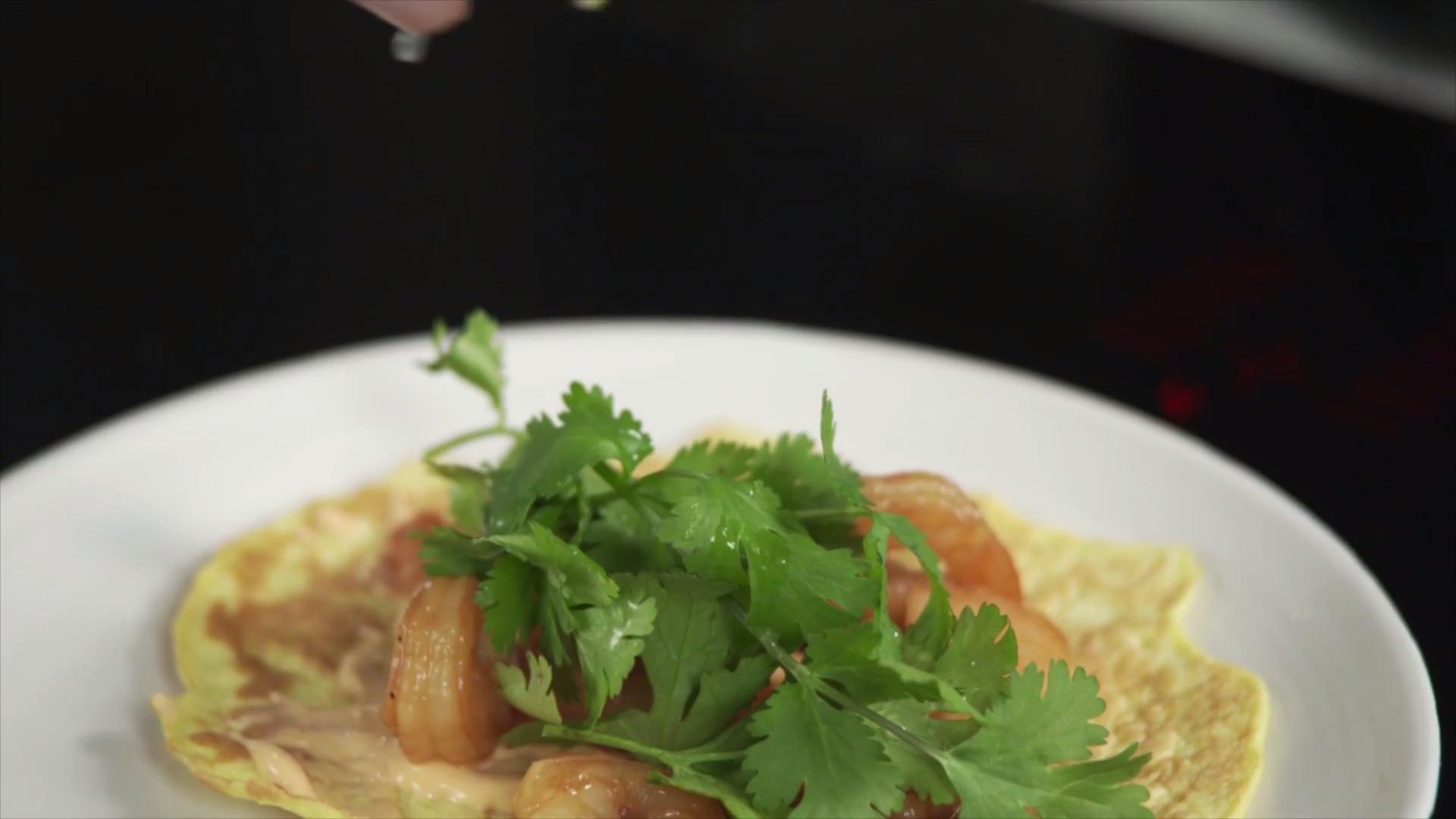 How to Make Danny Seo’s Coconut Wraps