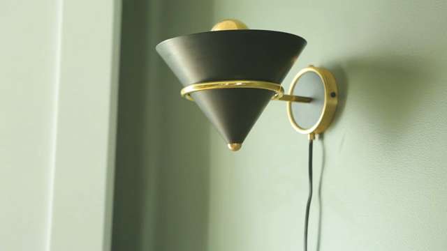 L.A. Idea House 2014: Plug-in vs. hard wired lamps