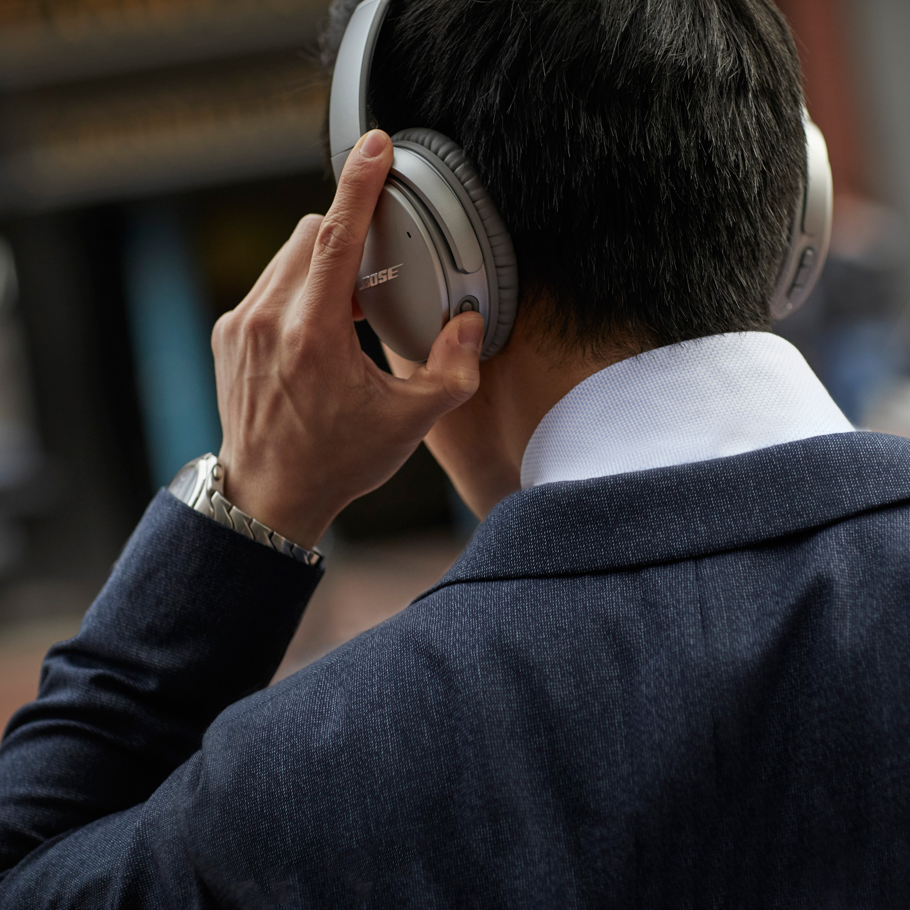 Noise-Cancelling Headphones