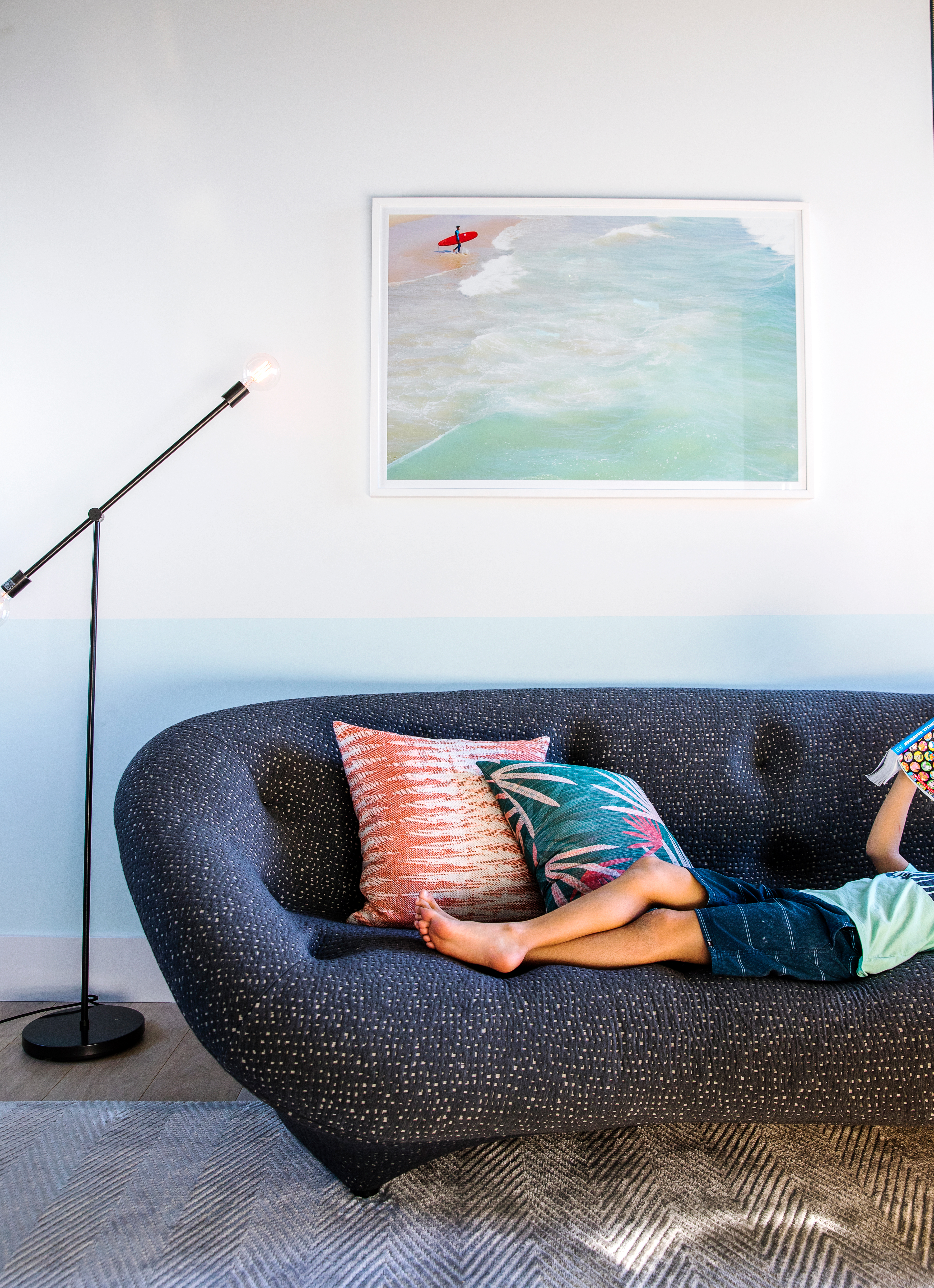 12 Modern Sofas That Make a Statement